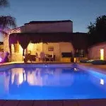 Hotel Nobela 2*
