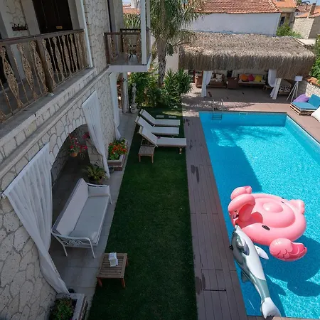 Nobela Hotel 2*