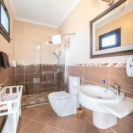 Hotel Nobela 2*